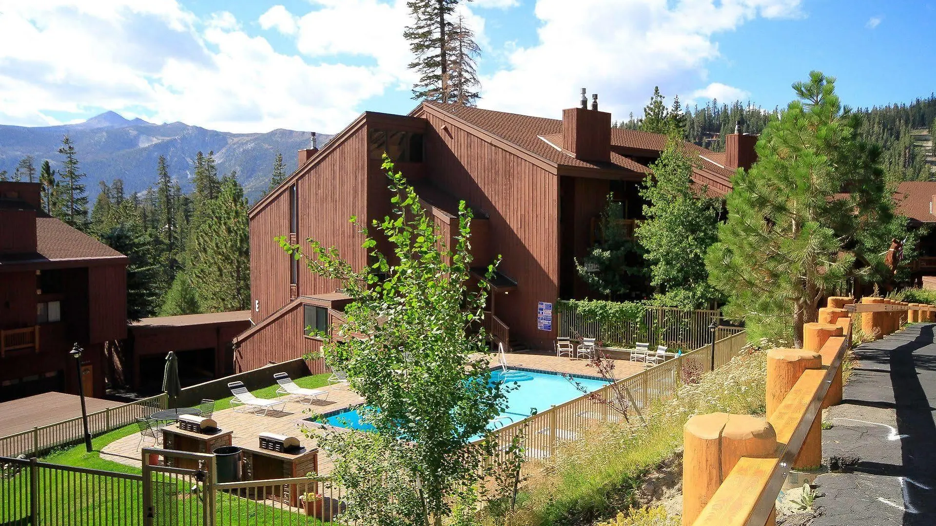 Mammoth Ski & Racquet Club Mammoth Lakes
